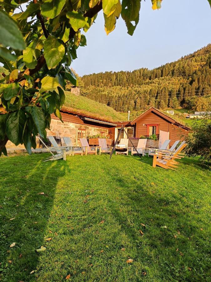 Orheimstunet - Gardsferie For Storfamilien Der Ogsa Hunden Er Velkommen Starheim Zewnętrze zdjęcie